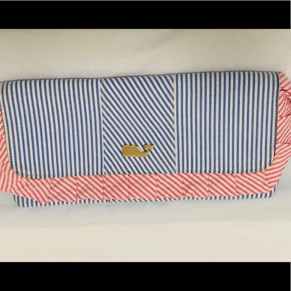 Vineyard Vines seersucker clutch